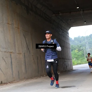 Runner Photo 8910571