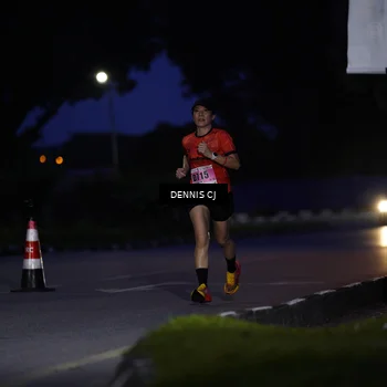 Runner Photo 8910605