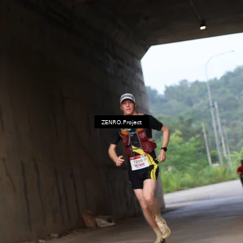 Runner Photo 8910616