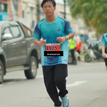 Runner Photo 8910628