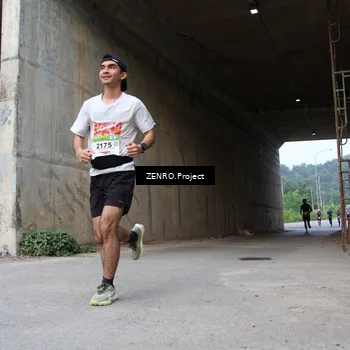 Runner Photo 8910630