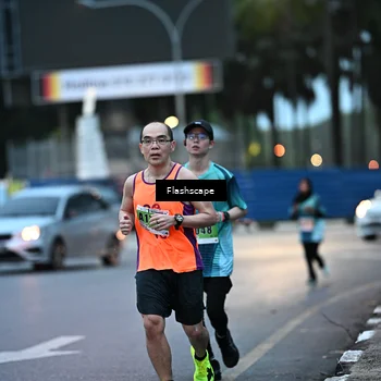 Runner Photo 8910660