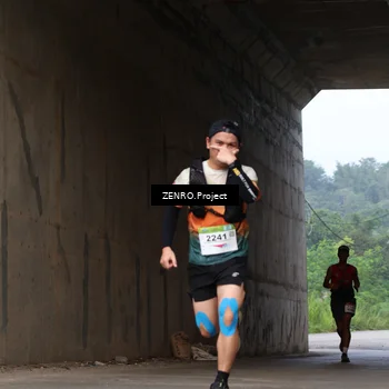 Runner Photo 8910721