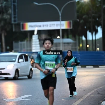 Runner Photo 8910742