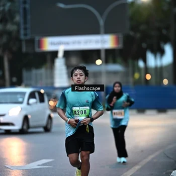 Runner Photo 8910744