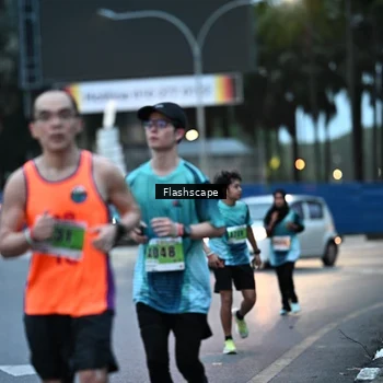 Runner Photo 8910746