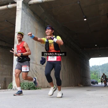 Runner Photo 8910747