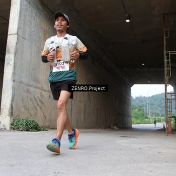 Runner Photo 8910748