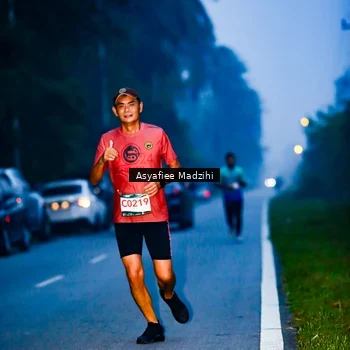 Runner Photo 8910750