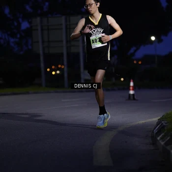 Runner Photo 8910764