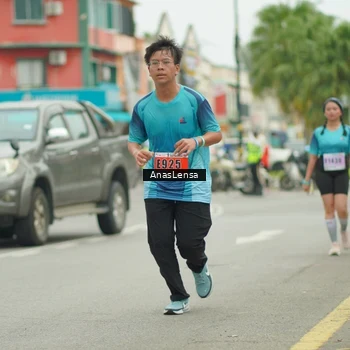 Runner Photo 8910795