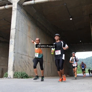 Runner Photo 8910826