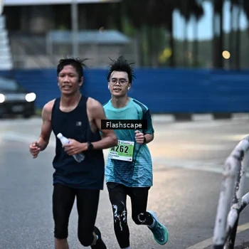 Runner Photo 8910833