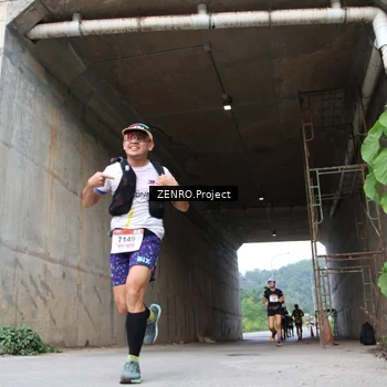 Runner Photo 8910879