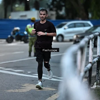 Runner Photo 8910883