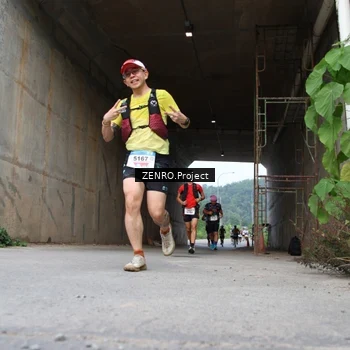 Runner Photo 8910891