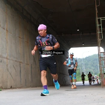 Runner Photo 8910899