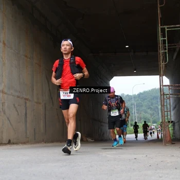 Runner Photo 8910910