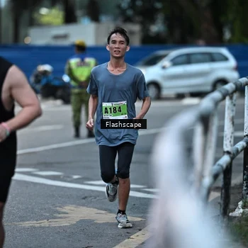 Runner Photo 8910917