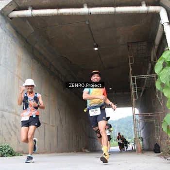 Runner Photo 8910920