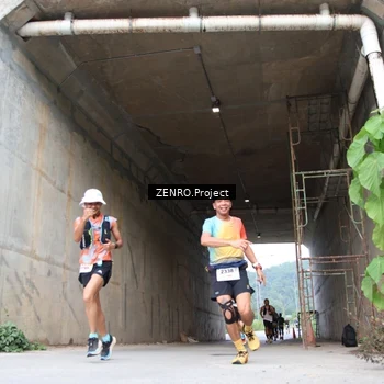 Runner Photo 8910921