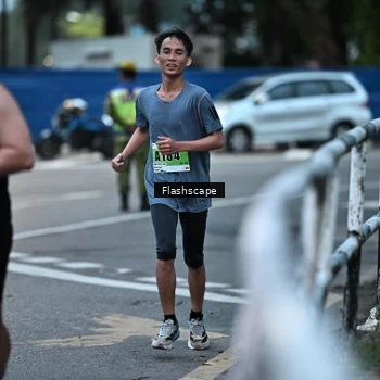 Runner Photo 8910925