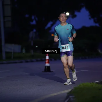Runner Photo 8911034