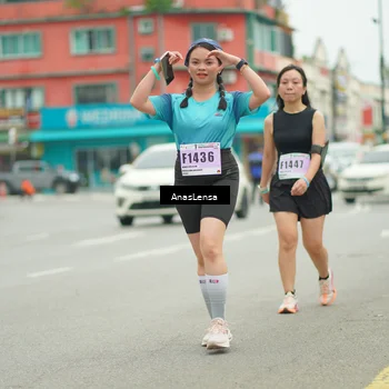 Runner Photo 8911067