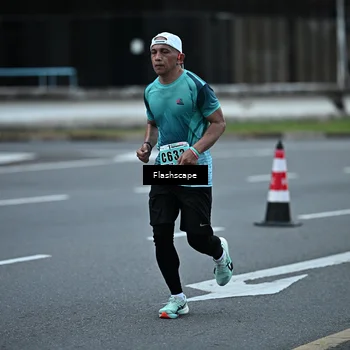 Runner Photo 8911071