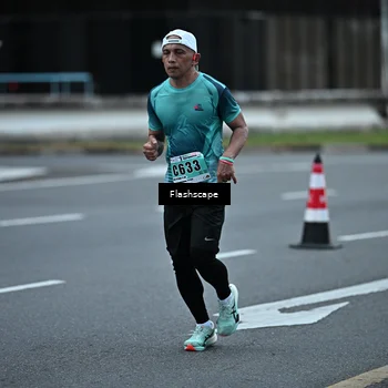 Runner Photo 8911083