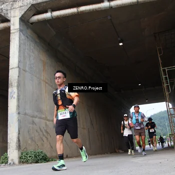 Runner Photo 8911092