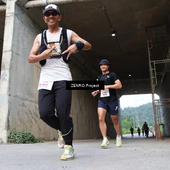 Runner Photo 8911111