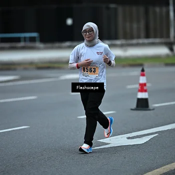 Runner Photo 8911115