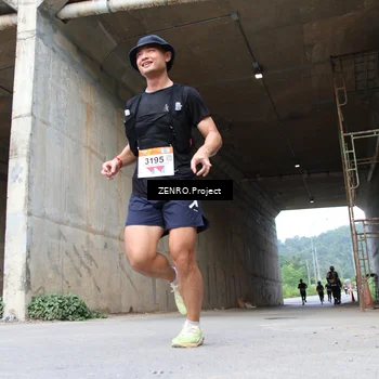 Runner Photo 8911116
