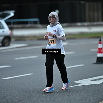 Runner Photo 8911119