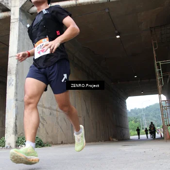 Runner Photo 8911124
