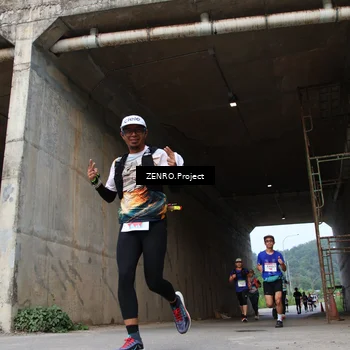 Runner Photo 8911125