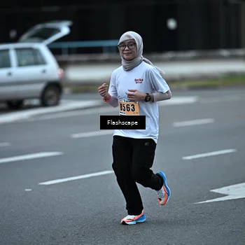 Runner Photo 8911140