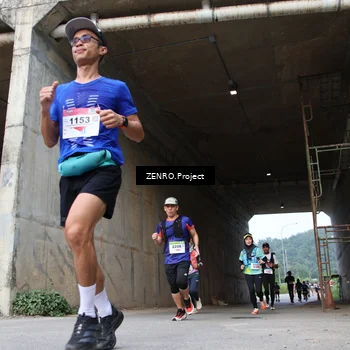 Runner Photo 8911148