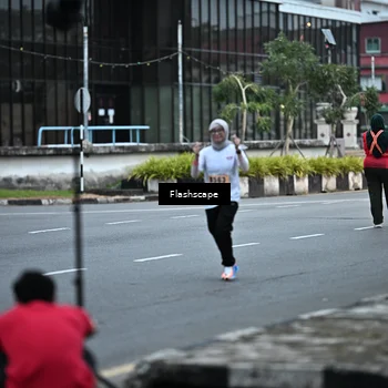Runner Photo 8911150