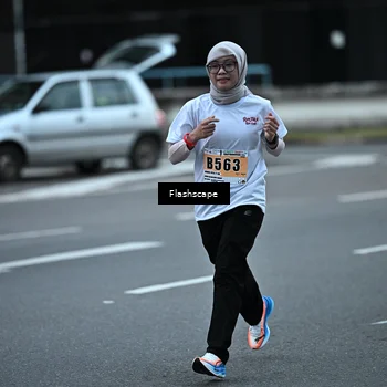 Runner Photo 8911185