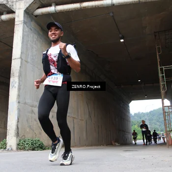 Runner Photo 8911195