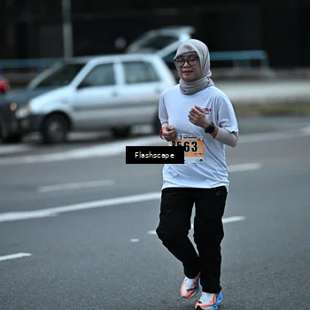 Runner Photo 8911201