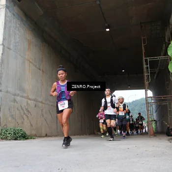 Runner Photo 8911209