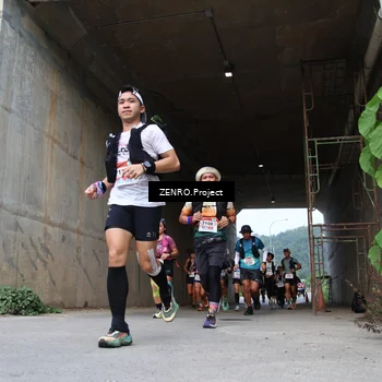 Runner Photo 8911210