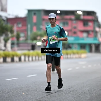 Runner Photo 8911214