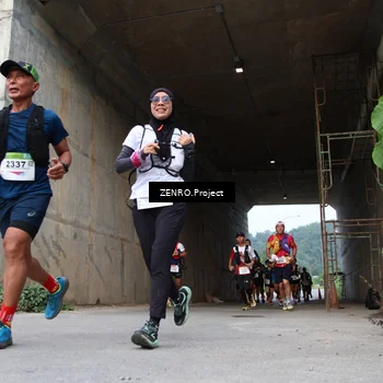 Runner Photo 8911275