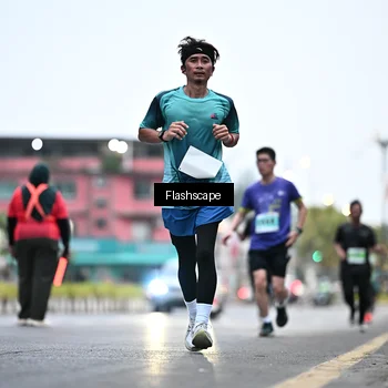 Runner Photo 8911296