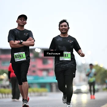 Runner Photo 8911341