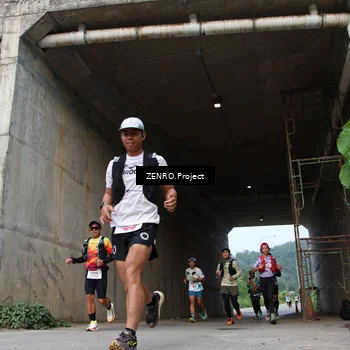 Runner Photo 8911348